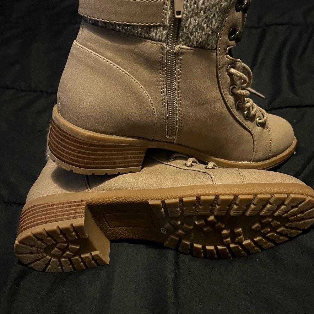 Style & Co. Women's Tan Combat Boots